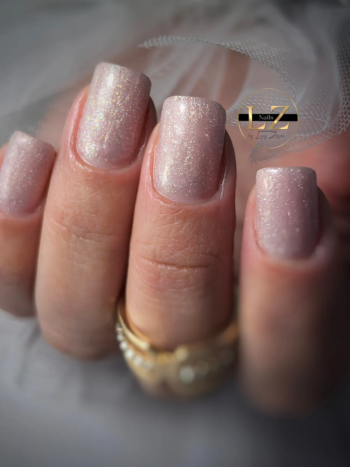 Perleťové trblietavé gélové nechty – Lucy Nails Partizánske