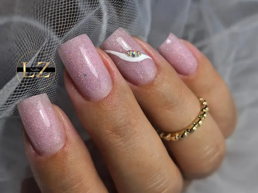 Ukážka gélových nechtov Lucy Nails